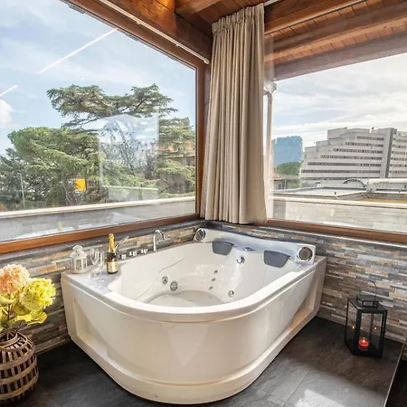 Apartman Virtus Prestige - & *