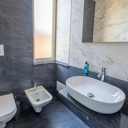 Virtus Prestige - & Apartman Róma