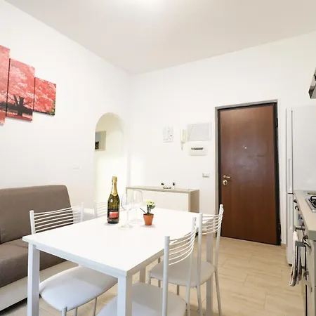 Virtus Prestige - & Apartman Róma